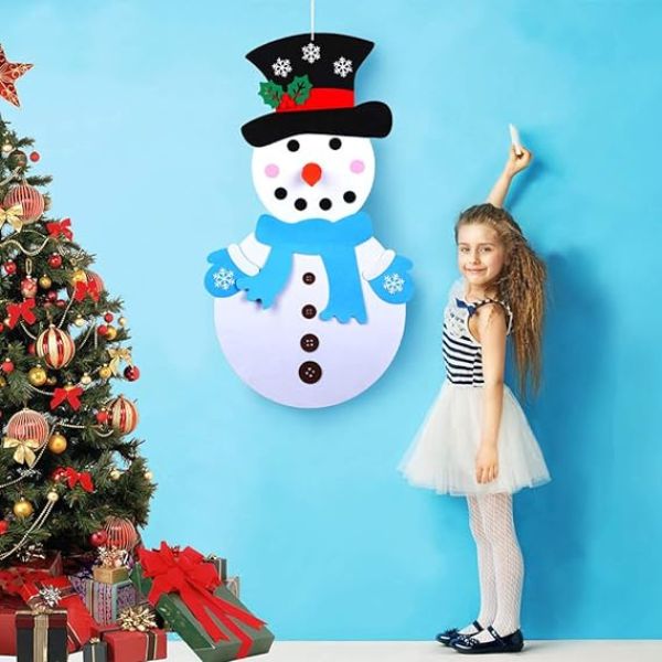 CHRISTMAS SNOWMAN – Plstěný sněhulák s odnímatelnými ozdobami slider